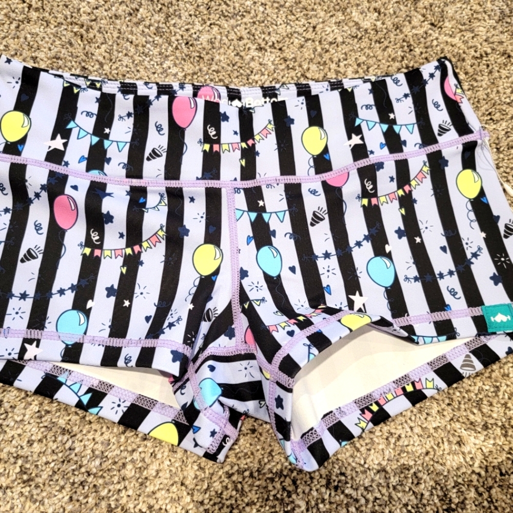 Wodbottom Booty Shorts